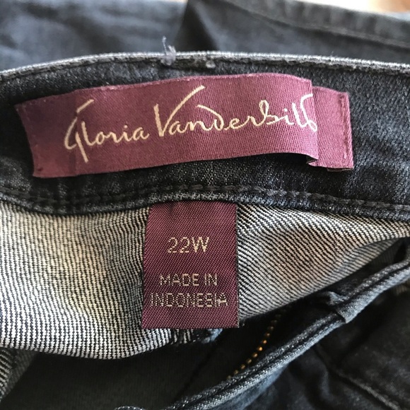 Boot Leg Jeans - Picture 3 of 4